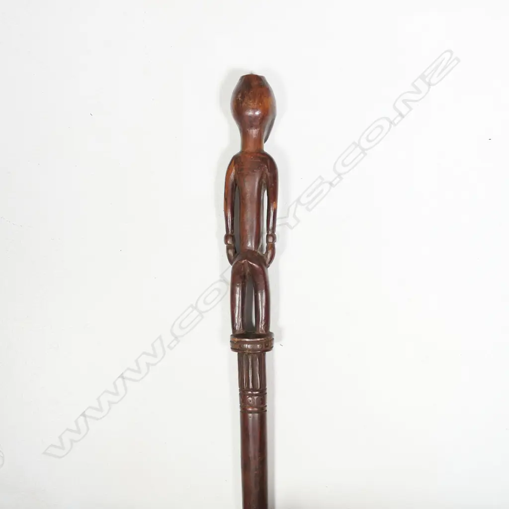 Sudanese staff surmounted by figure with inset copper teeth, Image 1++