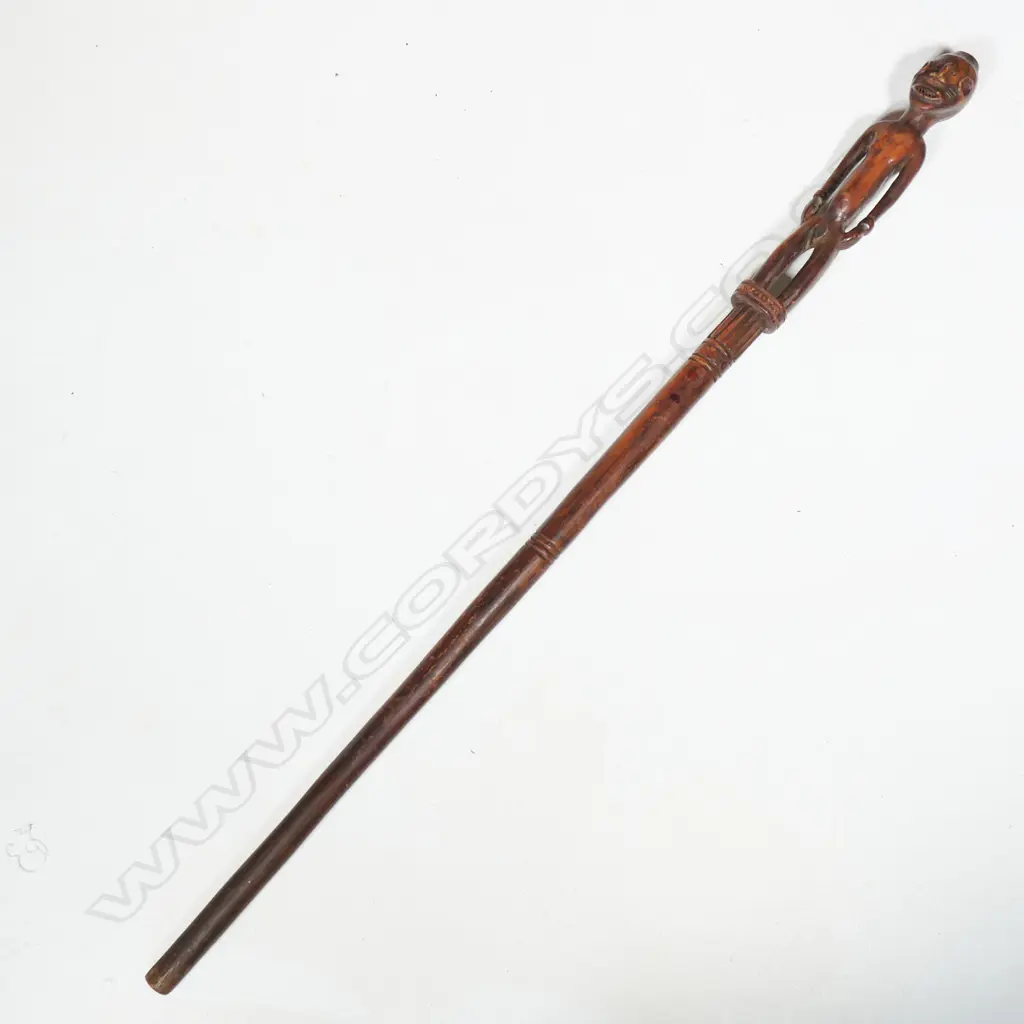 Sudanese staff surmounted by figure with inset copper teeth, Image 1++