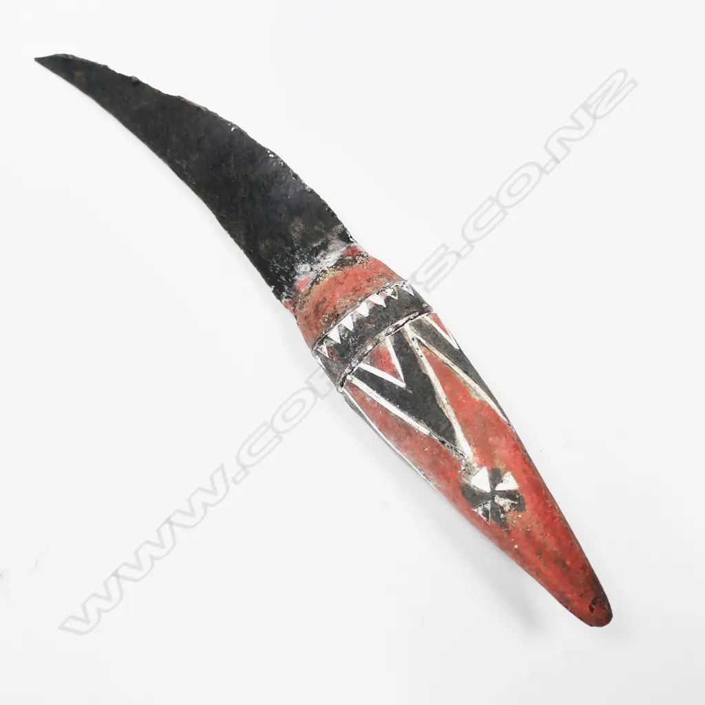 An obsidian bladed dagger Image 1++