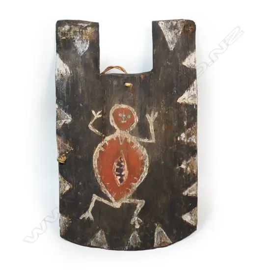 A PNG shoulder shield