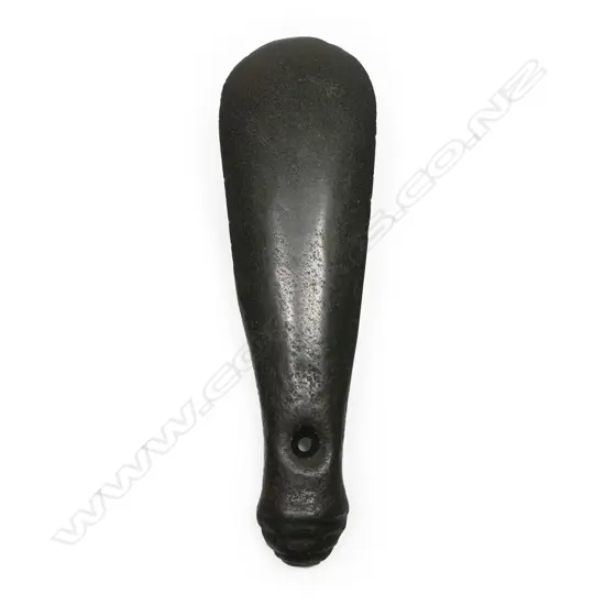 An old Māori patu onewa