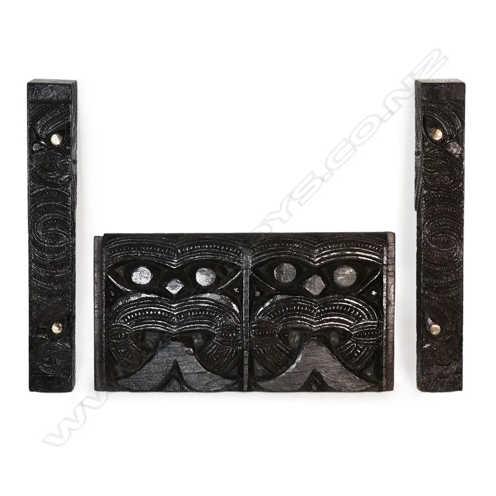 Tene Waitere (Ngāti Tarawhai) Window Frame ex. Thompson Derby Ryan wharenui (Māori communal house) Image 1++