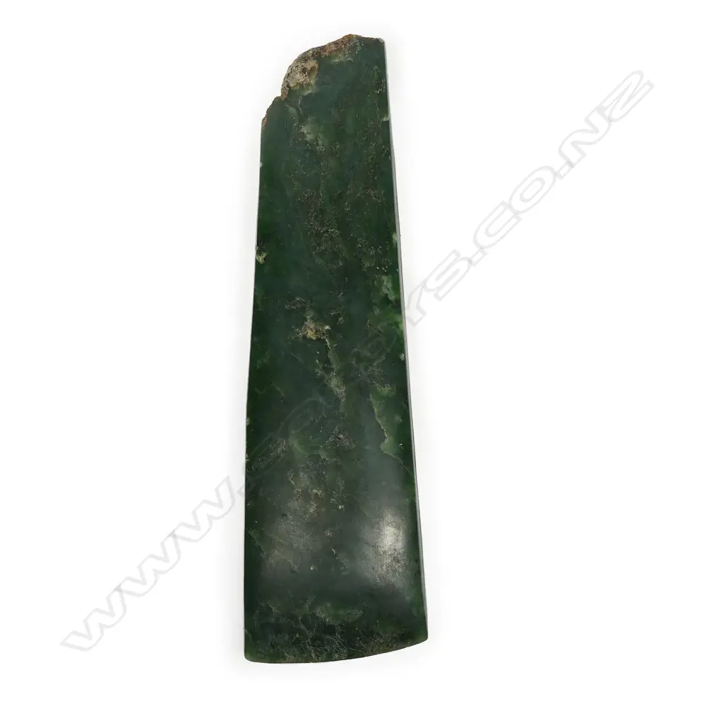A large and impressive toki pounamu (adze) Image 1++