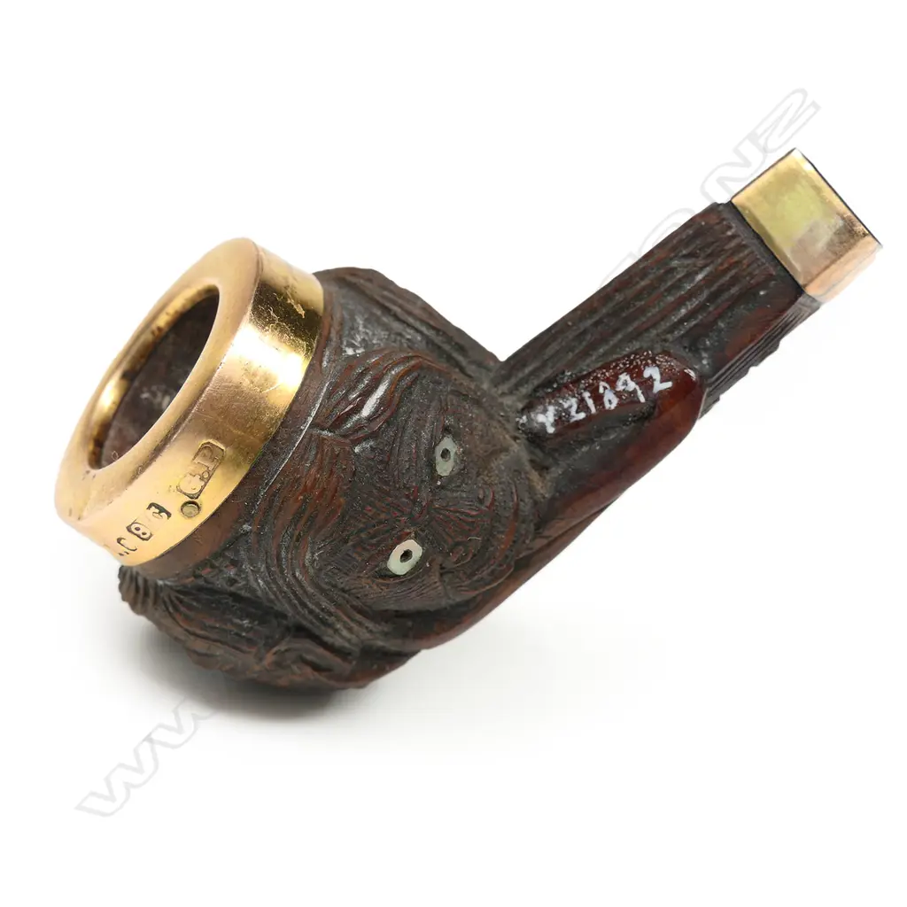 Jacob Heberley Māori carved pipe Image 1++