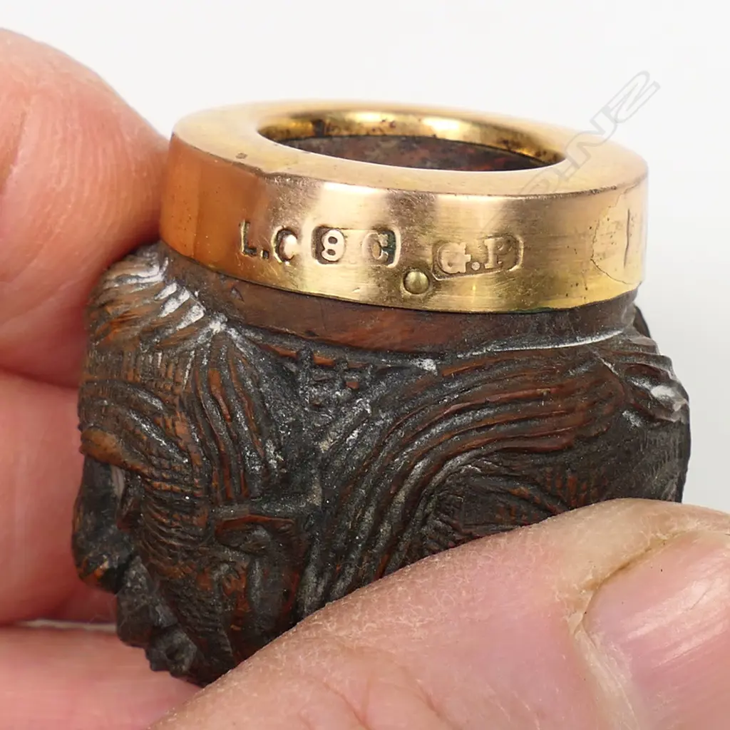 Jacob Heberley Māori carved pipe Image 1++