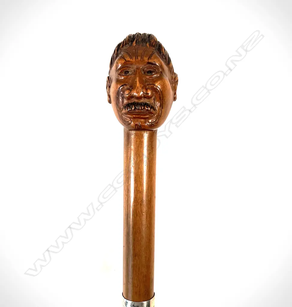 Late 19thC Māori King Tawhaio bust Tokotoko Walking Stick Image 1++