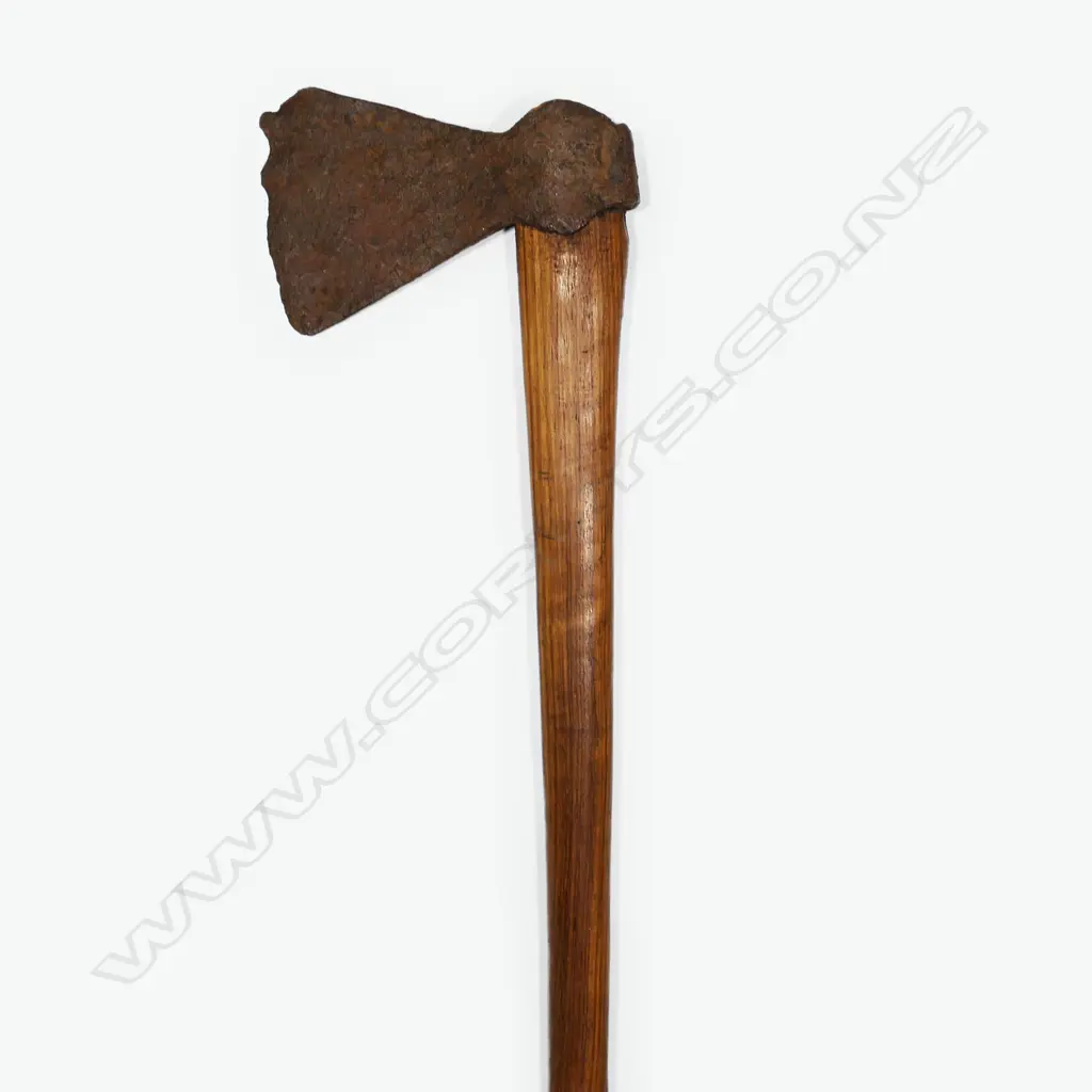 Long handled colonial axe Image 1++
