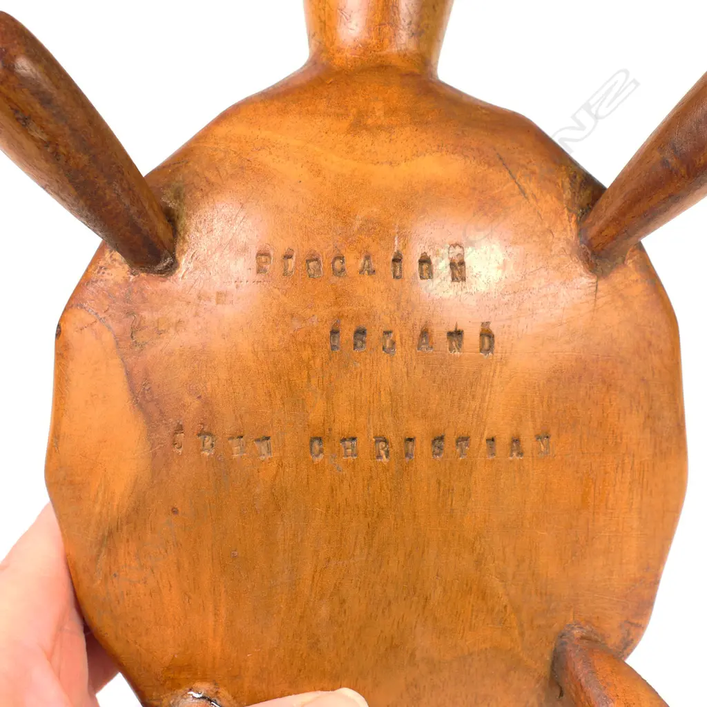 A vintage carved Pitcairn Island turtle Image 1++