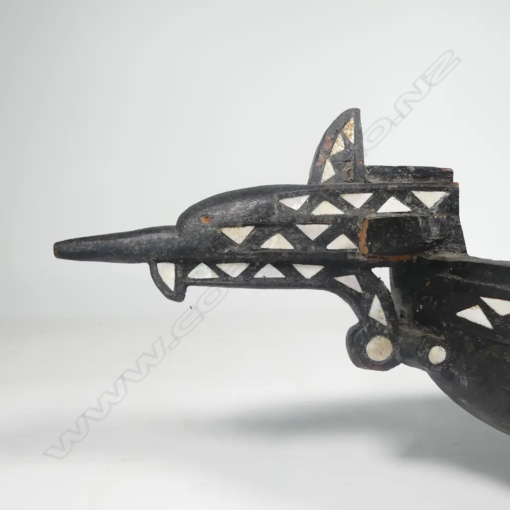 An old Solomon Islands Apira (Ceremonial Food Bowl) Image 1++