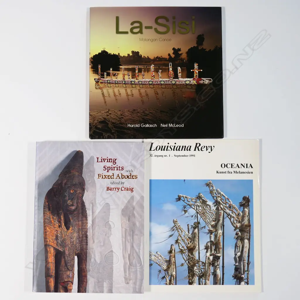 Three books on Papua New Guinea Image 1++