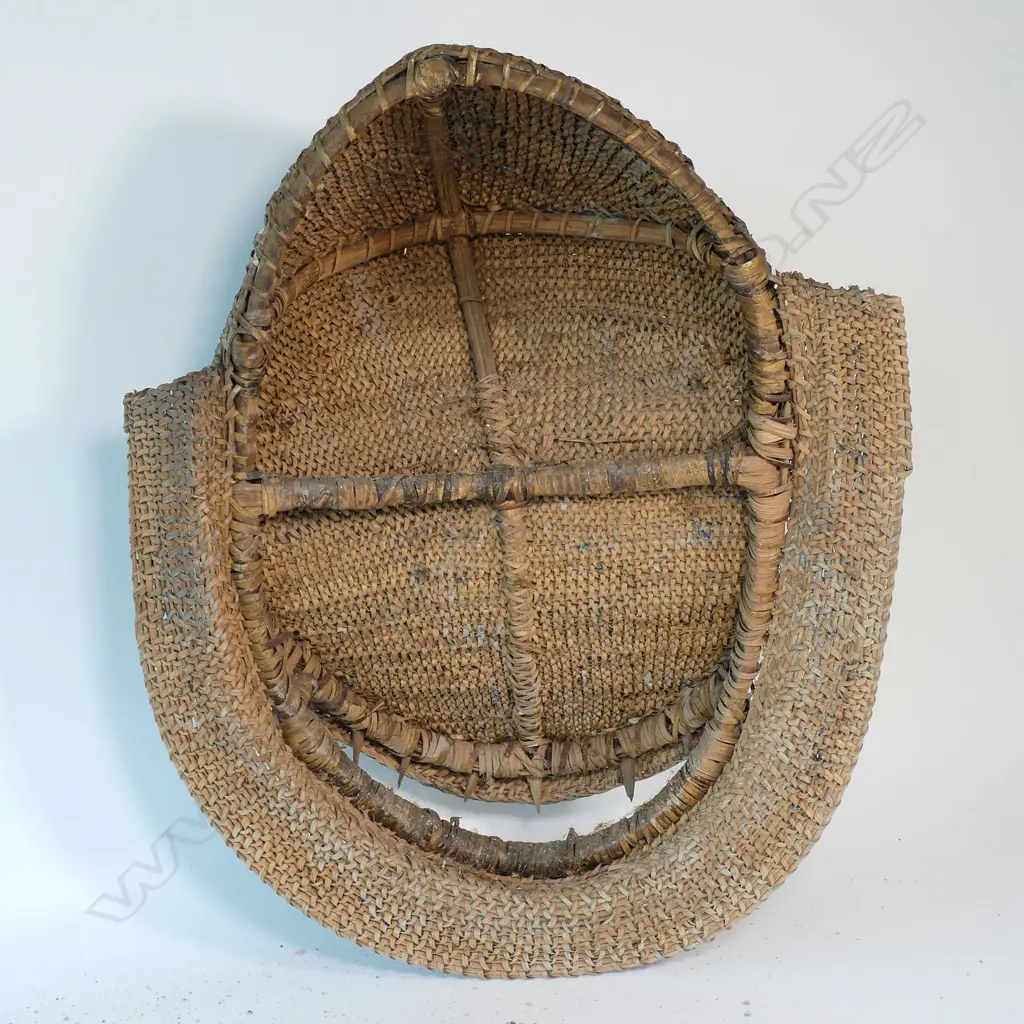 PNG large woven face mask Image 1++
