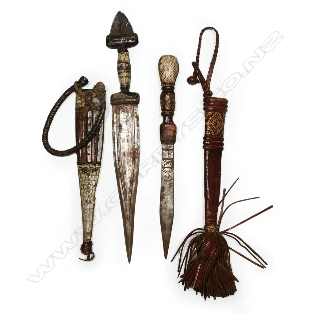 Two old African daggers Image 1++