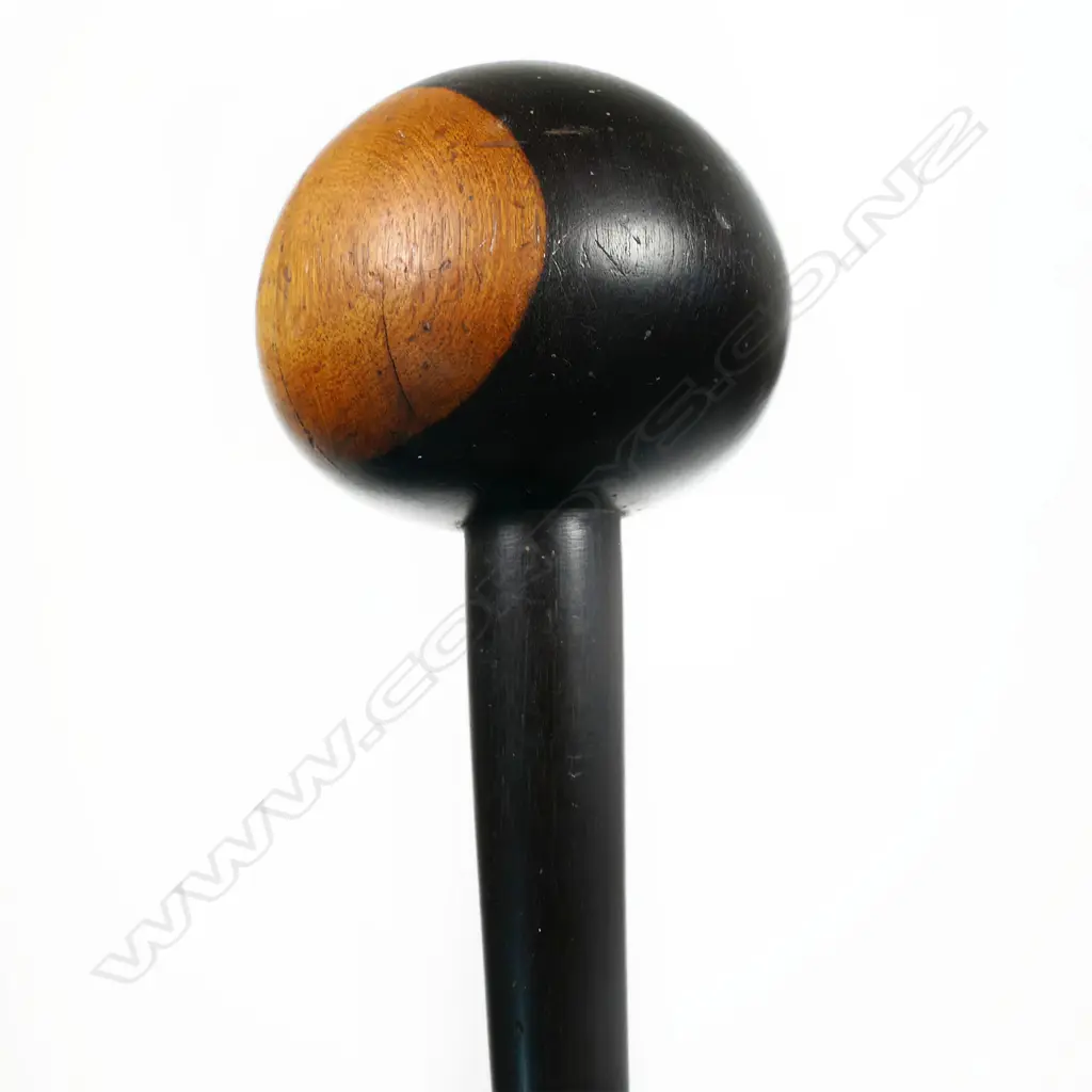 A vintage African knobkerrie ebony club Image 1++
