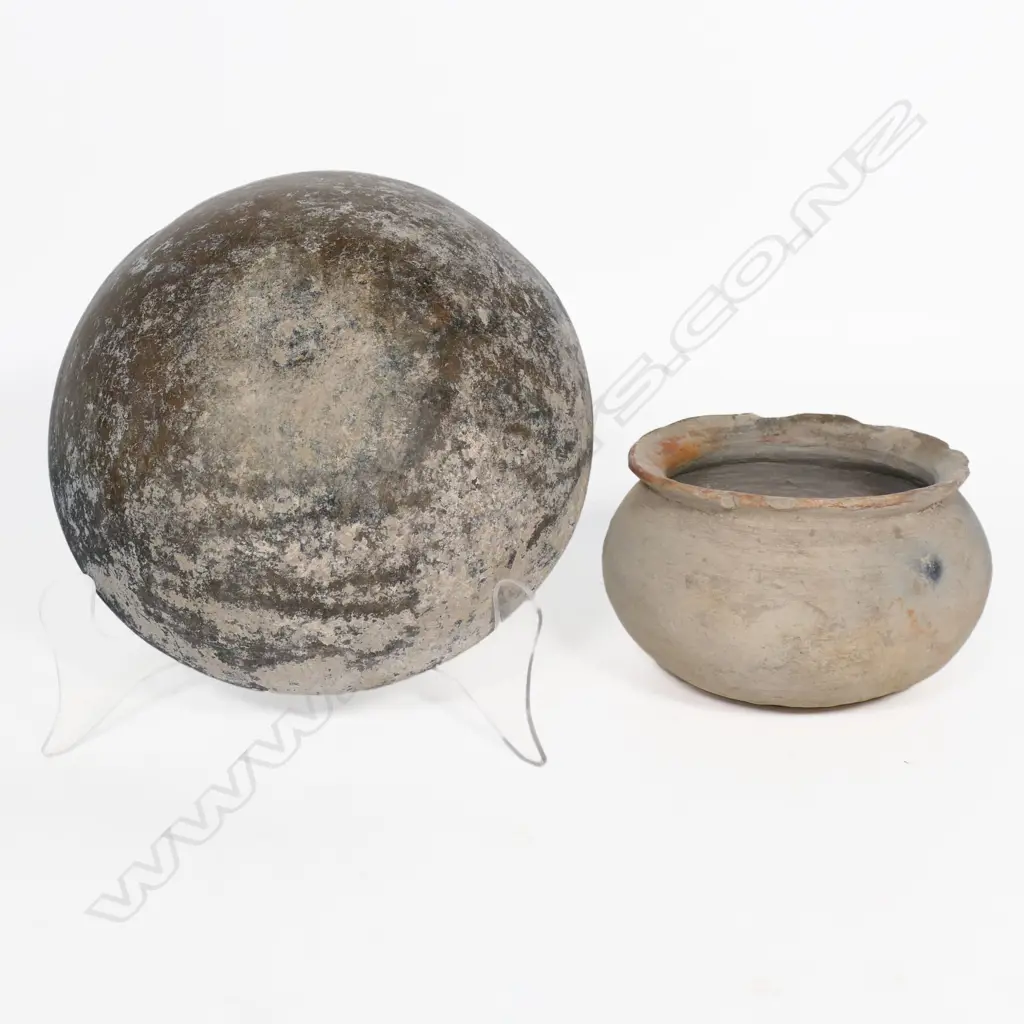 Two Pre-Columbian Bowls, Image 1++