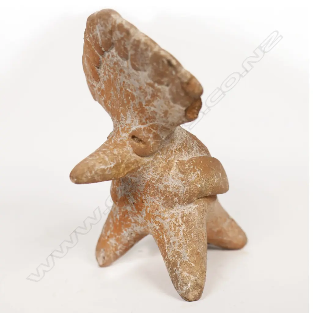 Small Pre-Columbian Model of a Mythical Creature, Image 1++