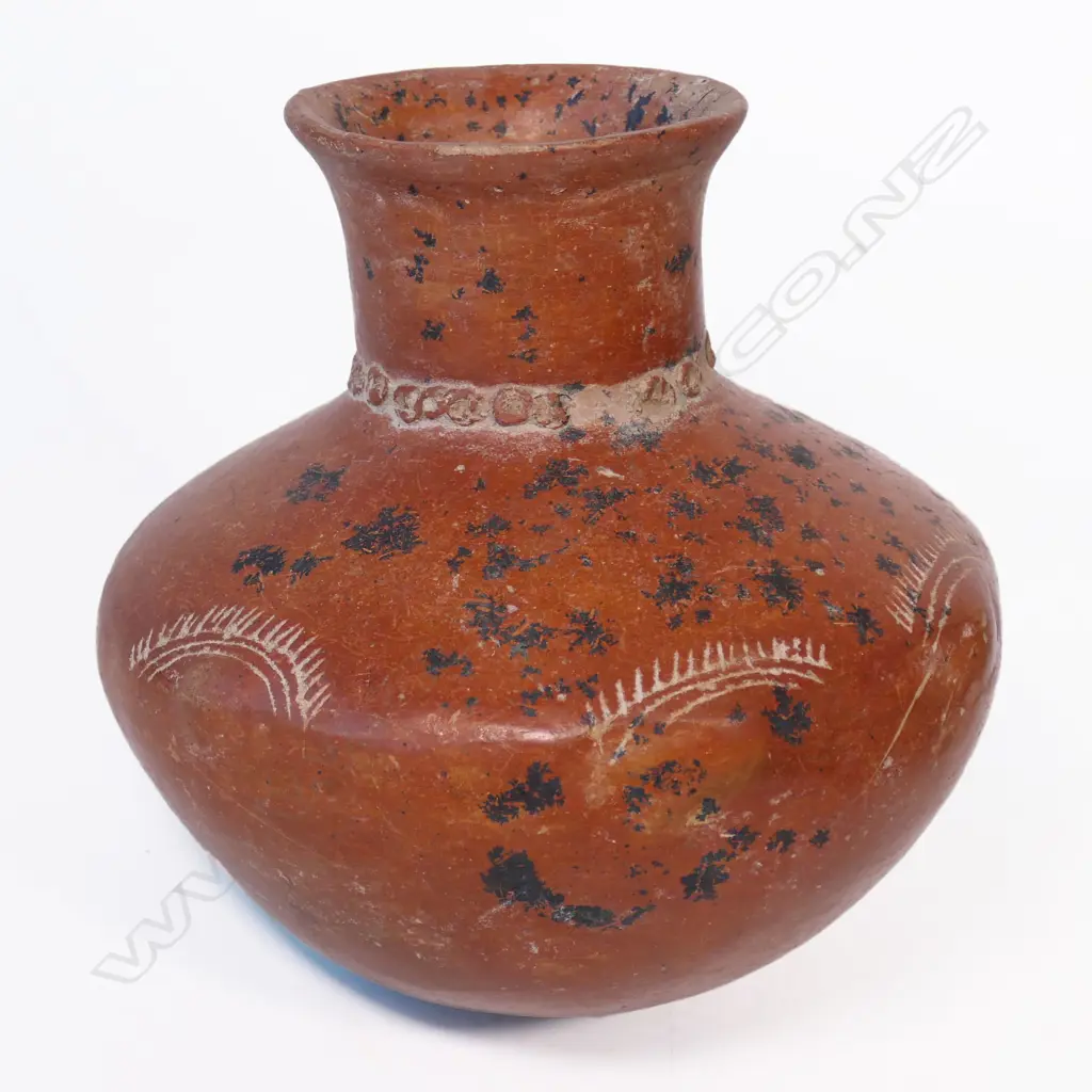 Pre-Columbian Ovoid Vase, Image 1++