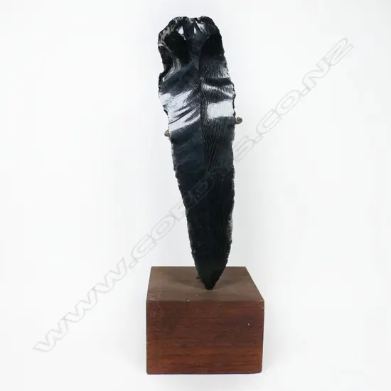 Aztec Obsidian Dagger,