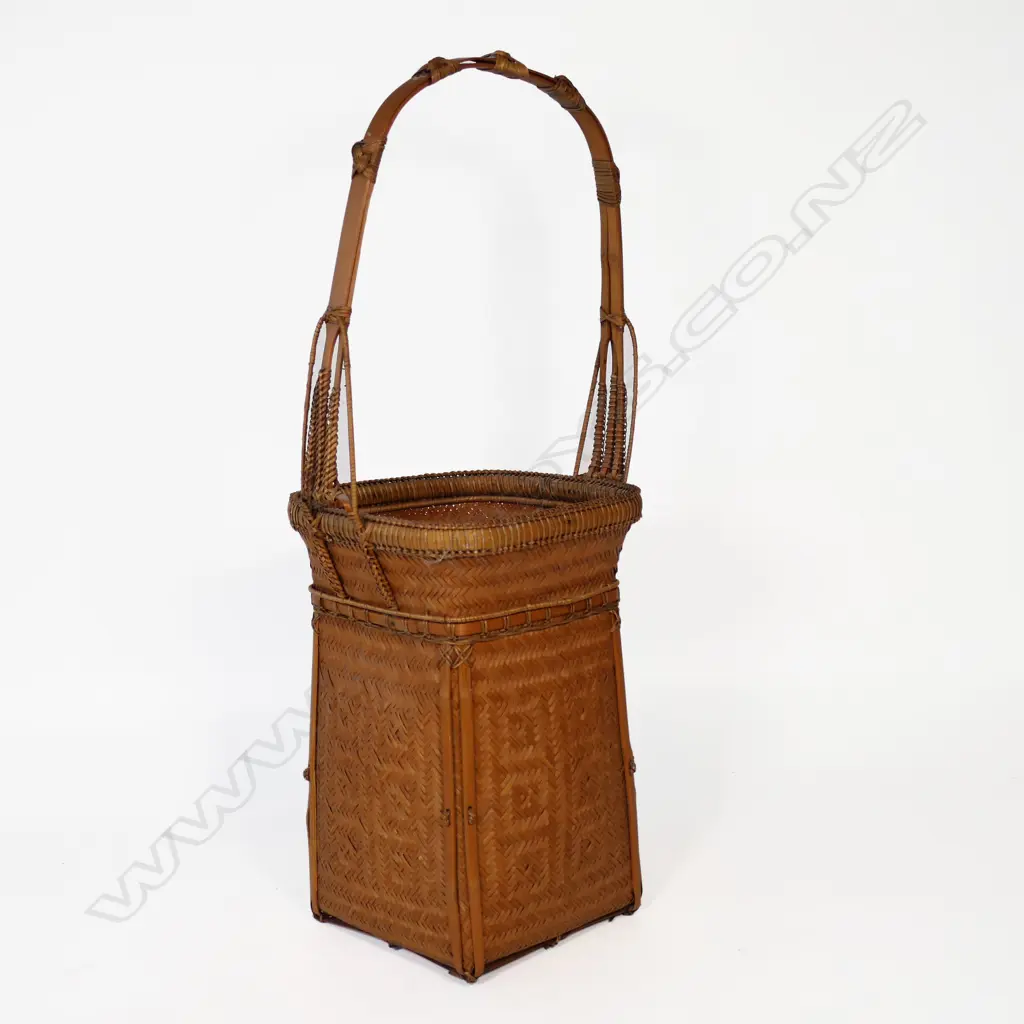 Japanese Woven Cane Ikebana Basket, Image 1++