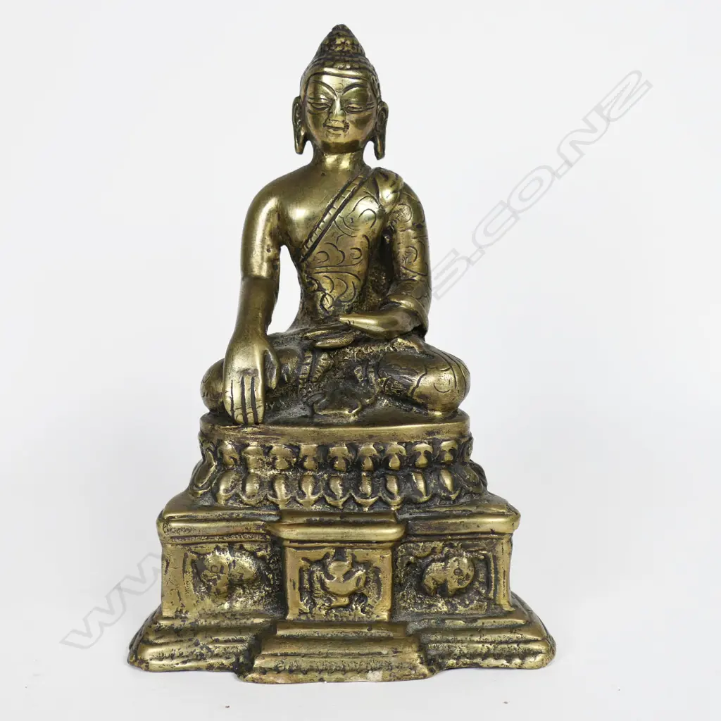 Tibetan 19thC Bronze Shakyamuni Buddha Figure, Image 1++