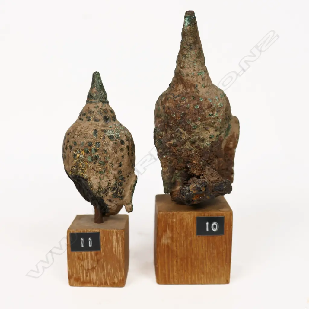 Two Small Thai Buddha Heads, Image 1++