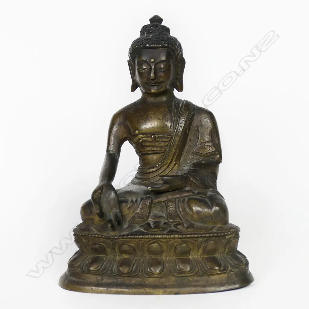 Tibetan Bronze Shakyamuni Buddha Figure, Image 1++