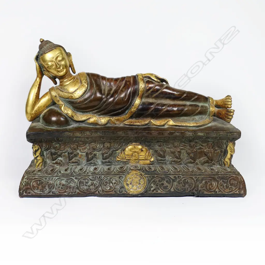 A Good 19thC Tibetan Figure of Gautama Buddha in Parinvana, Image 1++