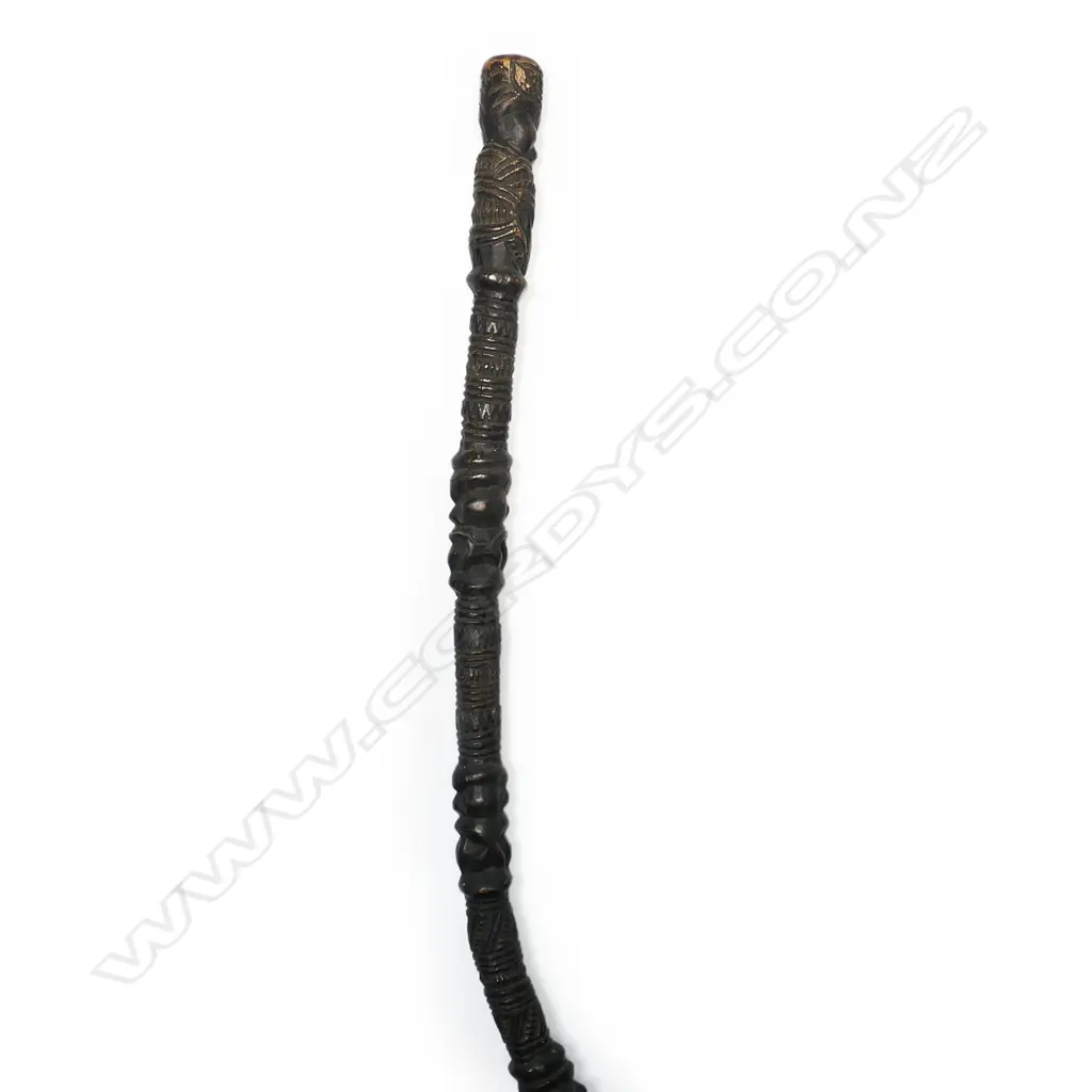 Māori carved walking stick, Image 1++
