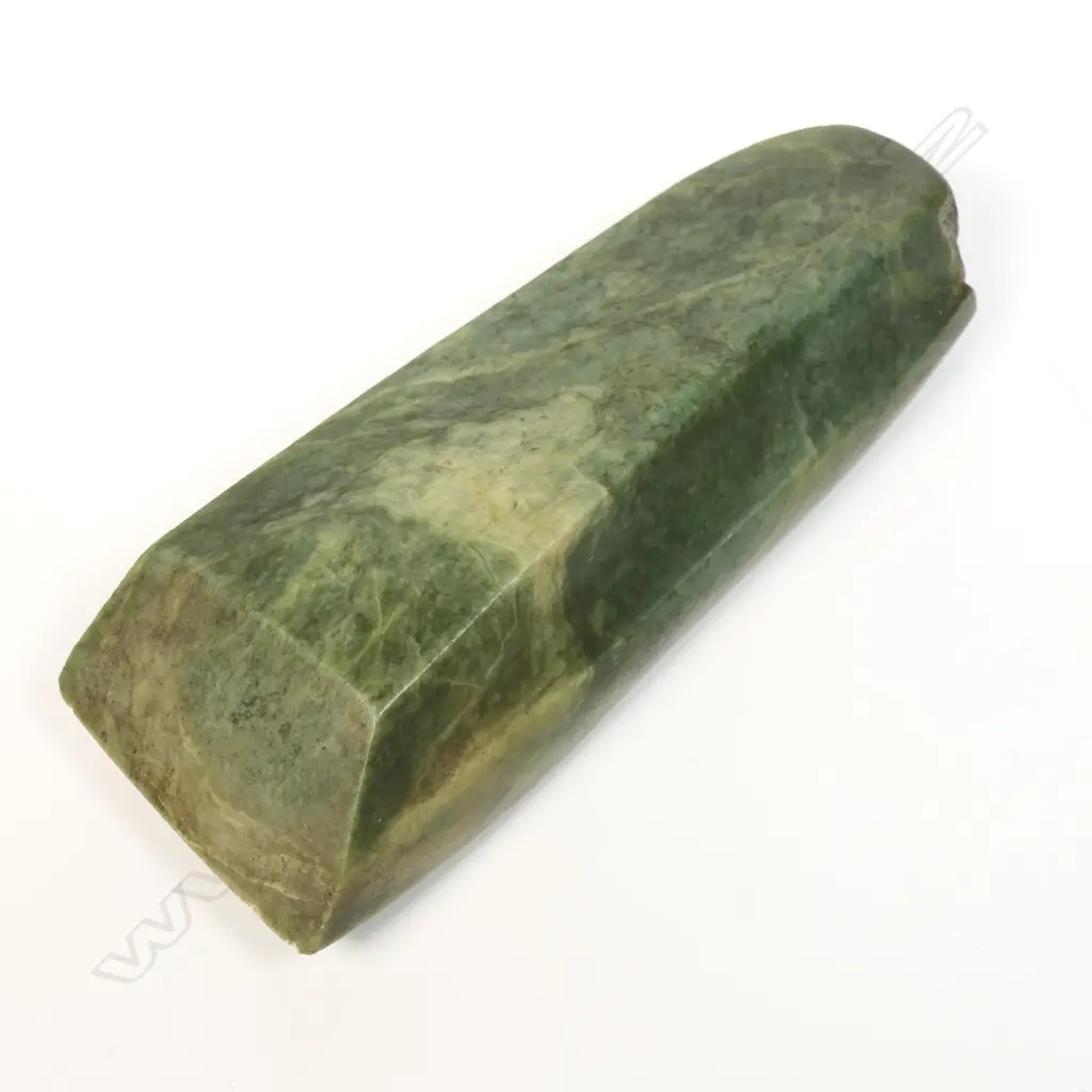 A Māori old stone tooled pounamu toki Image 1++