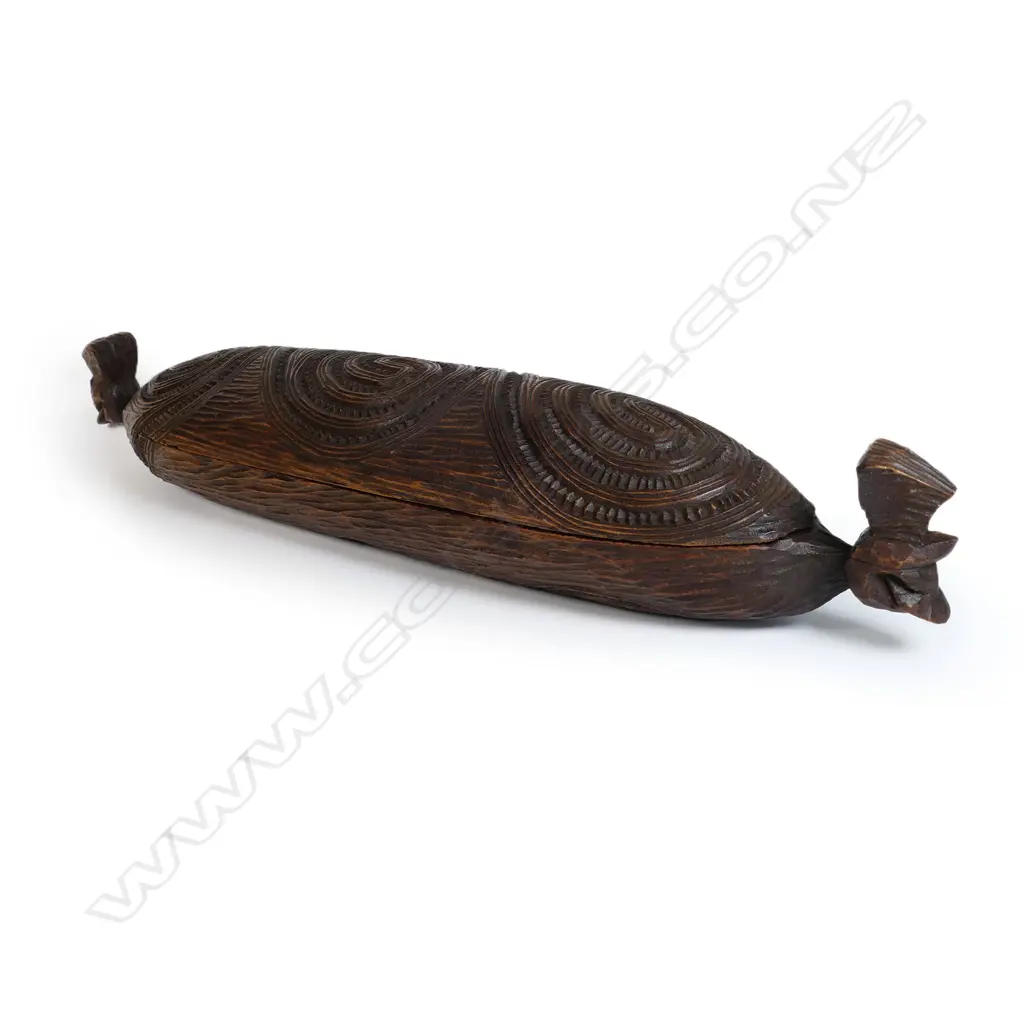 A 20thC Māori carved waka huia, Image 1++