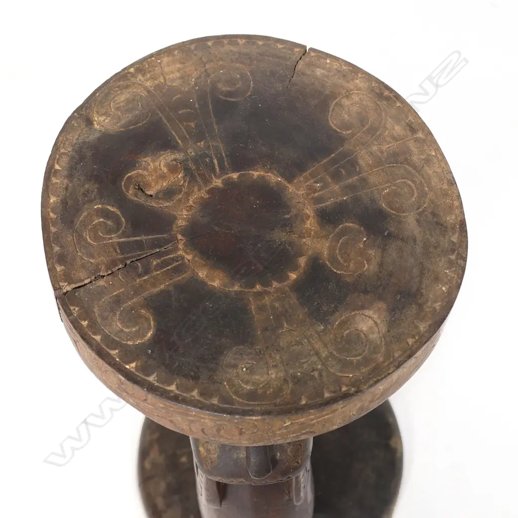 A Massim Trobriand Islands stool with twin figure supports, Image 1++