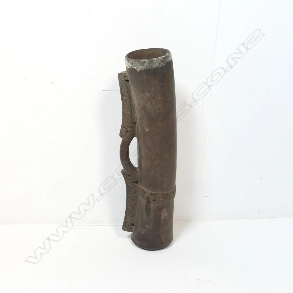 A Kundu finger drum, Image 1++
