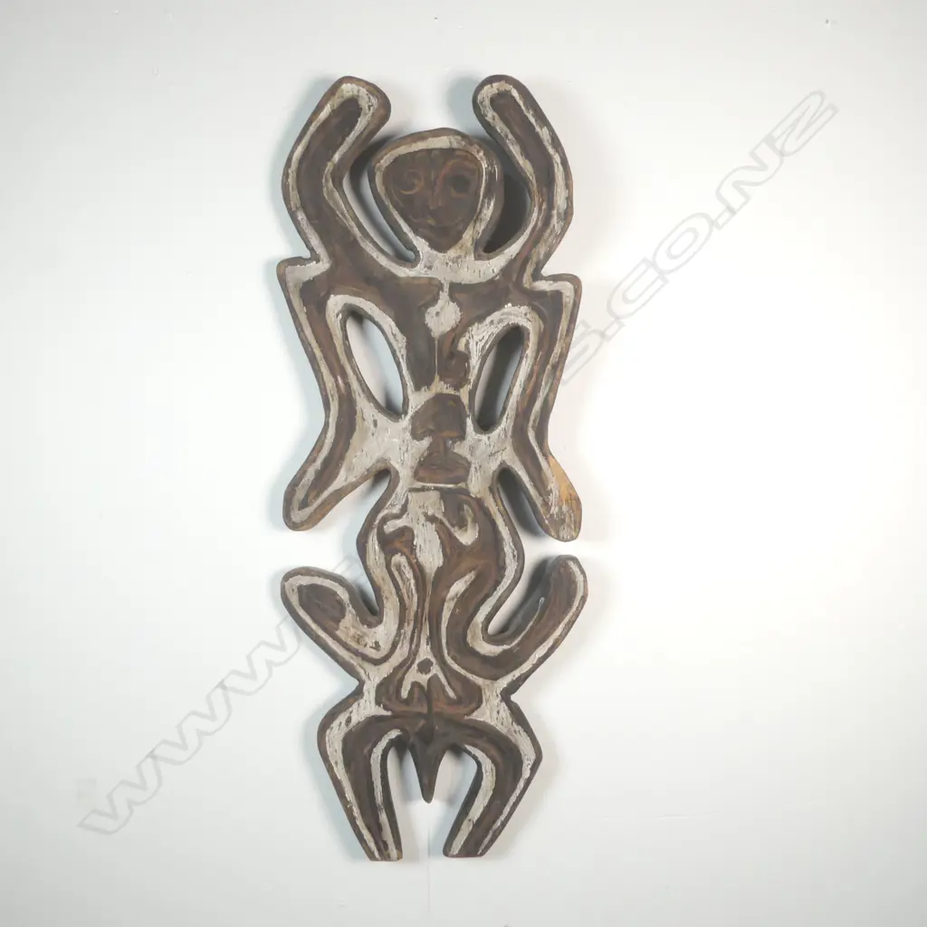A carved spirit figure, Image 1++
