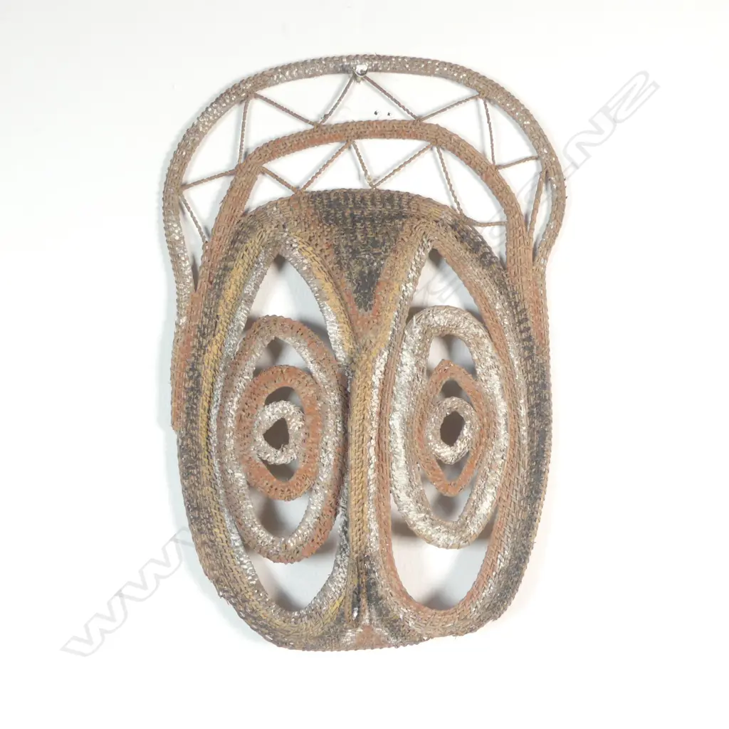 A woven Yam mask, Image 1++