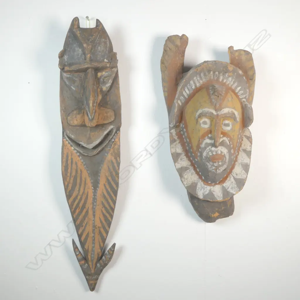 Two carved Papua New Guinea masks, Image 1++