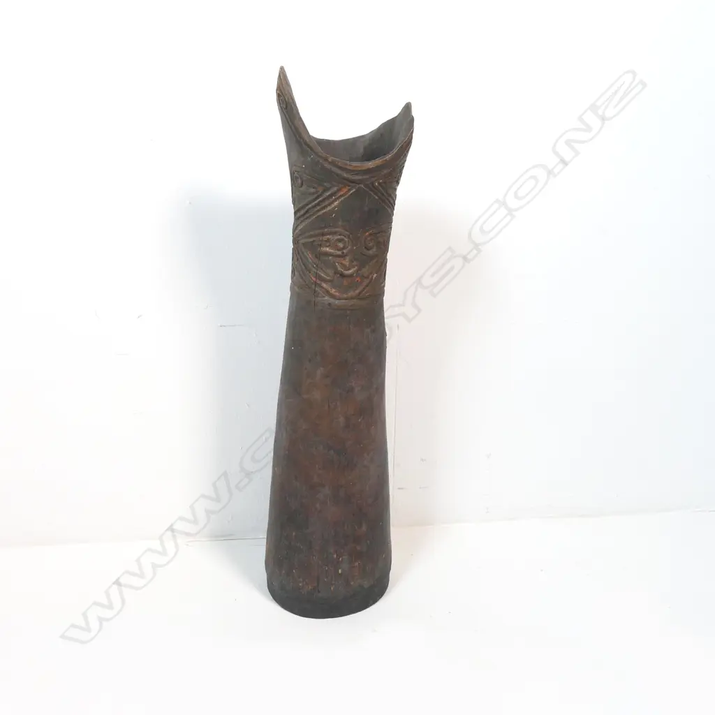 A Kundu drum, Image 1++