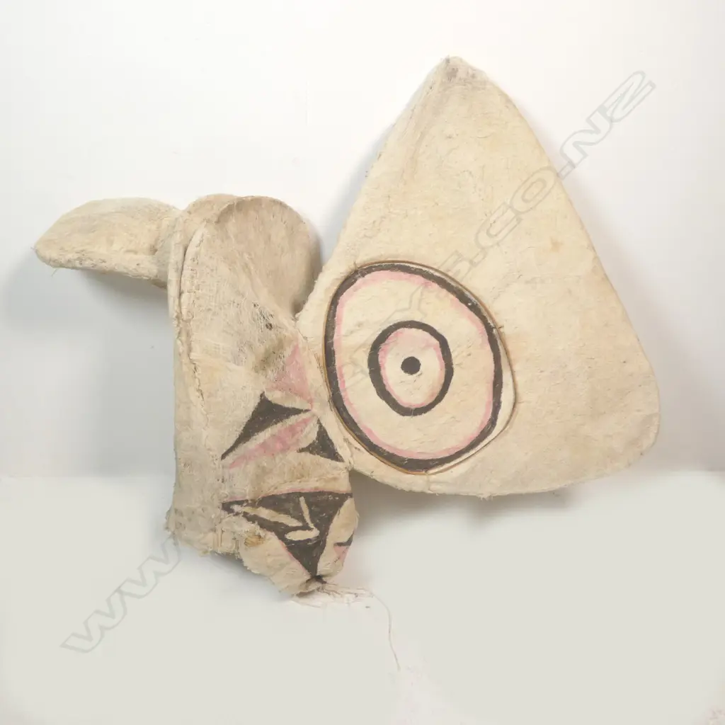 A Baining Kavat fire dance mask, Image 1++