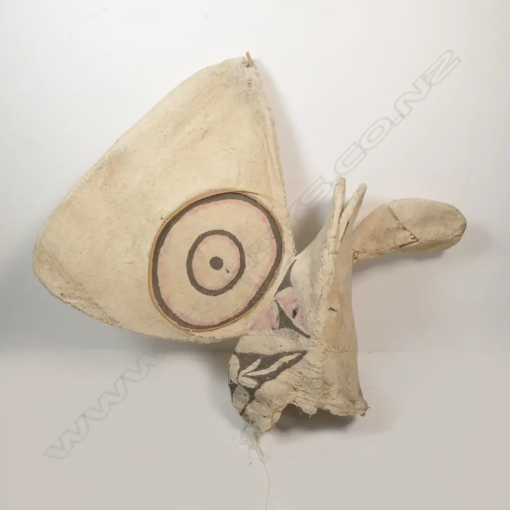 A Baining Kavat fire dance mask, Image 1++