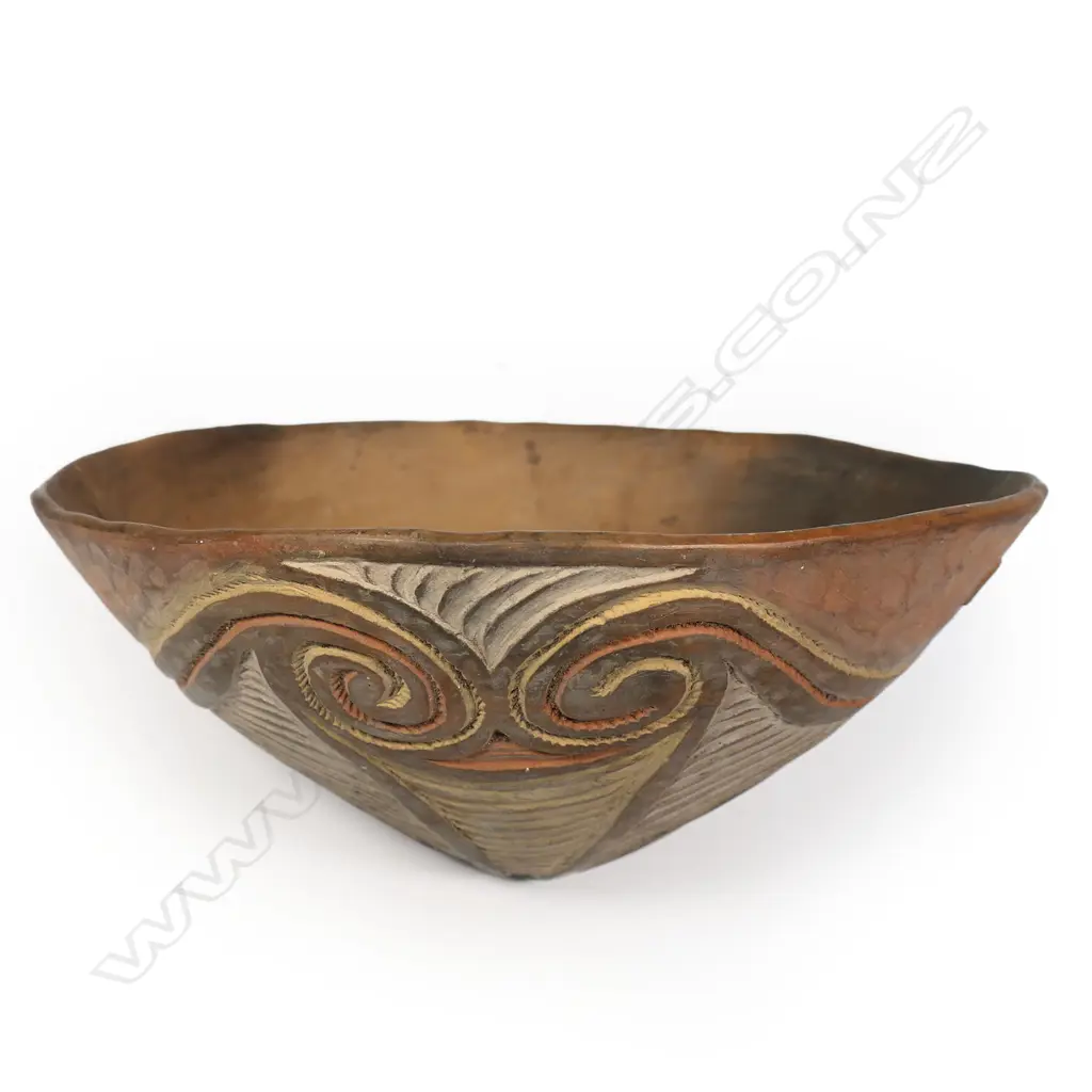 PNG Kamana or Sago pottery bowl with traditional incised and pigment coloured decoration. Dia.260mm. Image 1++