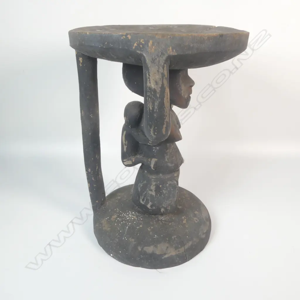 African stool, Image 1++