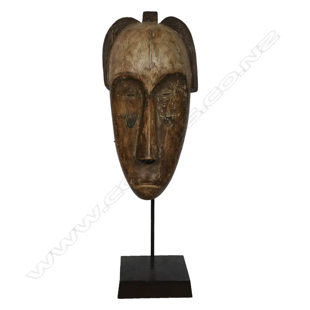 An African Gabon Fang mask, Image 1++