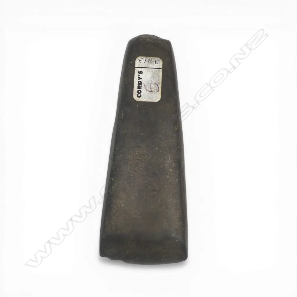 A pre-European Māori stone toki, Image 1++