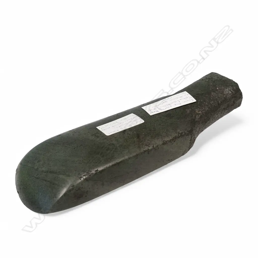A pre-European Māori hafted toki (adze), Image 1++