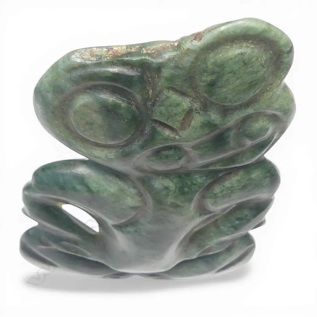 Early 20thC Māori pounamu hei tiki the top with section absent, Image 1++