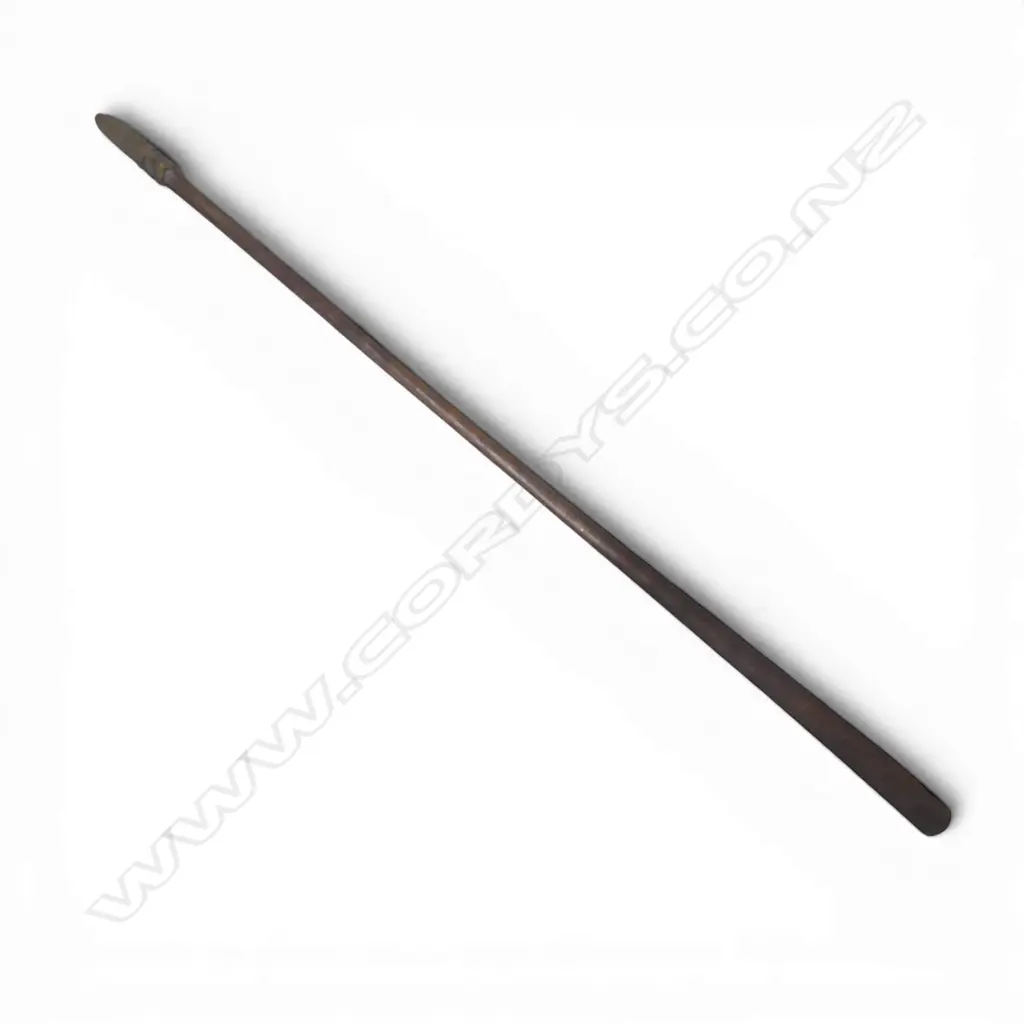 An 18th/19thC Māori carved taiaha, Image 1++