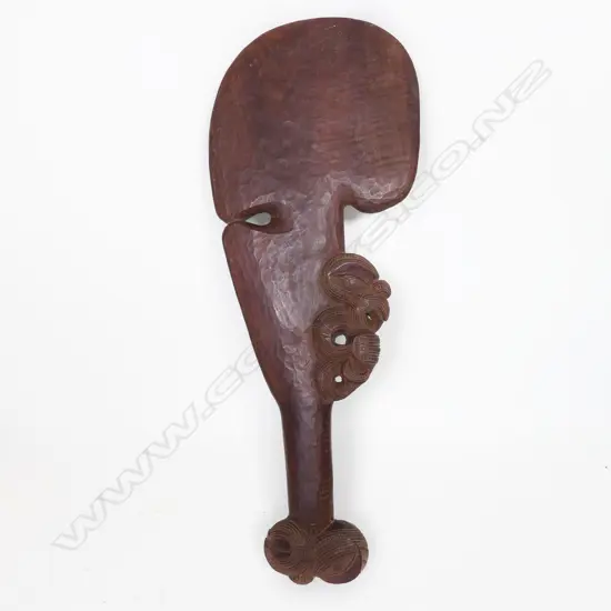 A 20thC Māori large and finely carved wahaika,