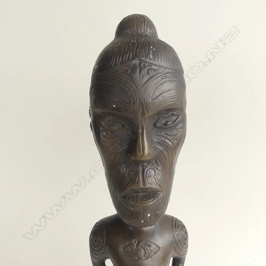 A cast bronze Māori tekoteko standing figure, Image 1++