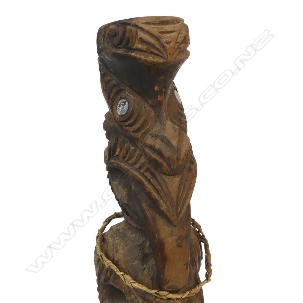 A Māori carved tekoteko, Image 1++
