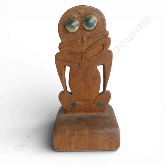 Vintage folk art tiki with cats eye eyes, raised on block base. H.155mm