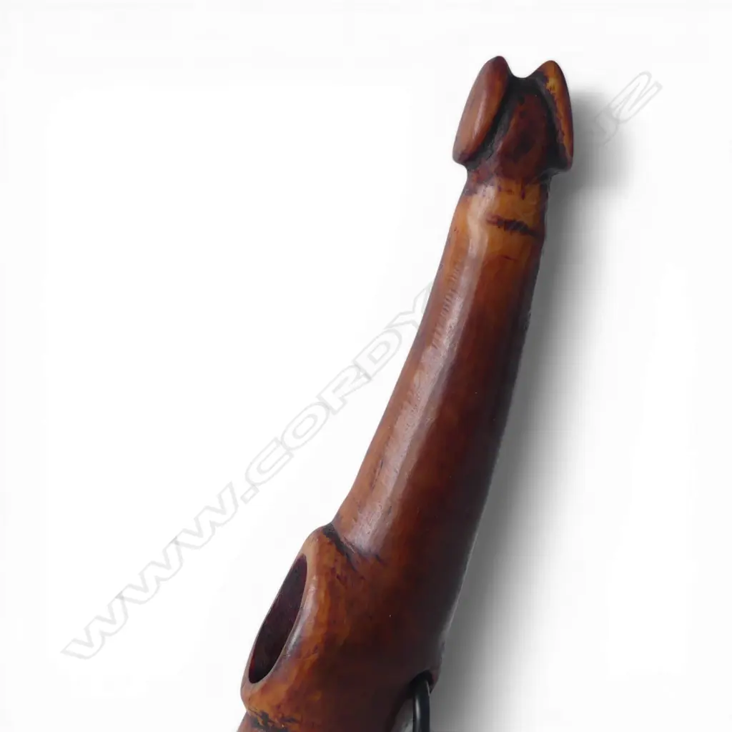 A Fang Gabon African Pungi (side-blown horn), Image 1++