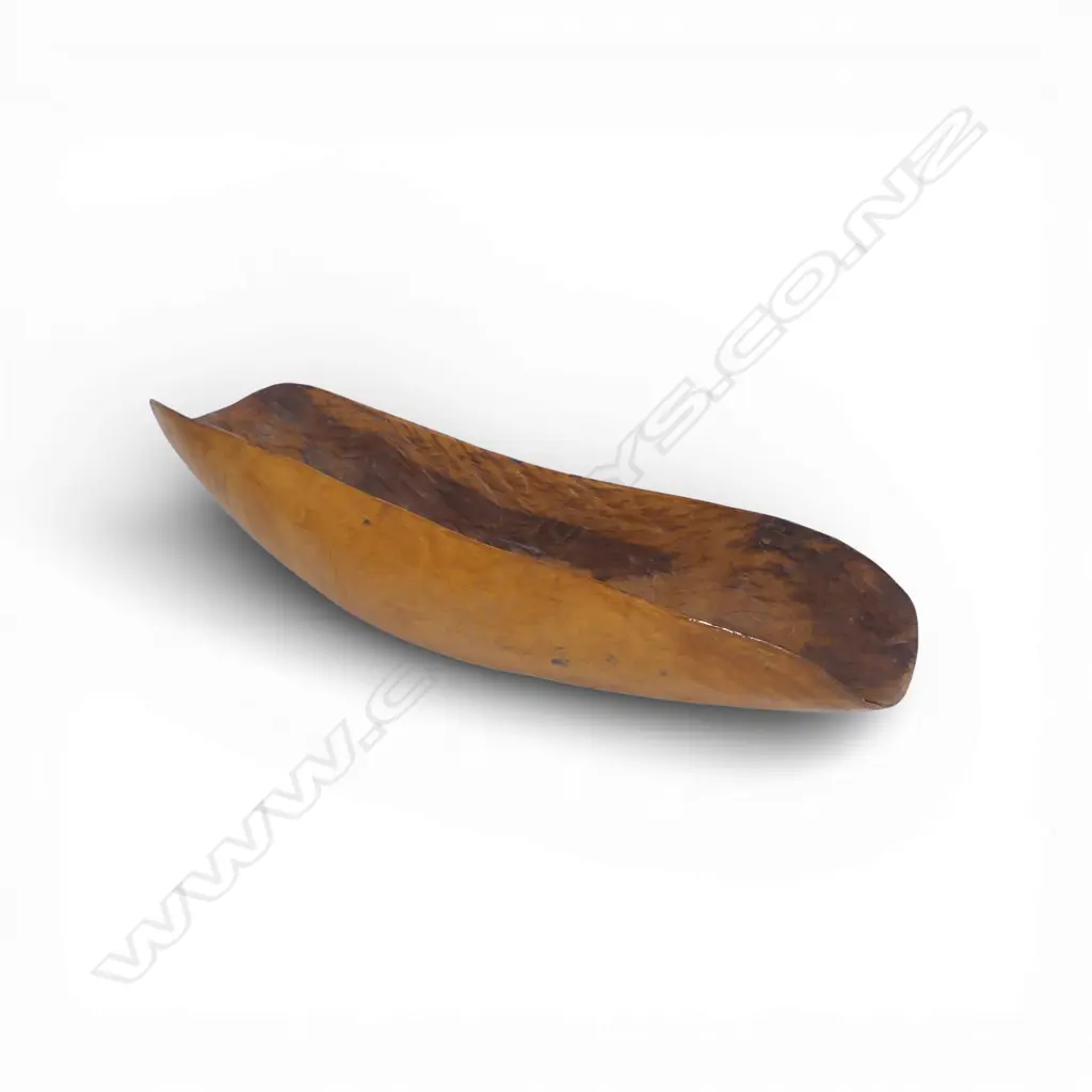 Australian Aboriginal coolamon carved wooden dish, Image 1++